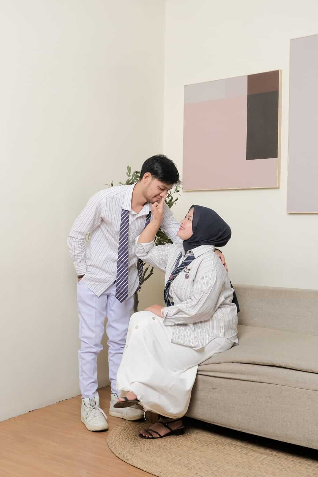 Komitmen Hubungan